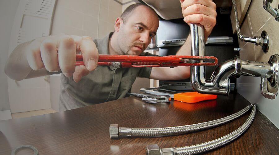 Expert burst pipe repair services in Pierpont, OH